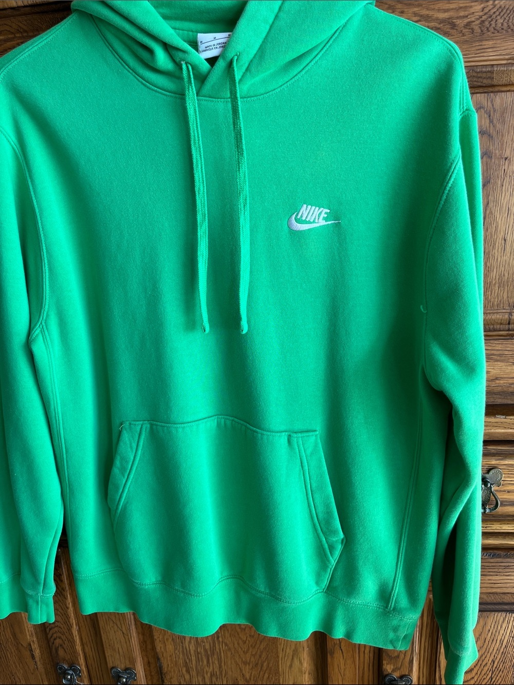 💚 Nike Bright Green Hoodie Sweatshirt – Size Medium 💚